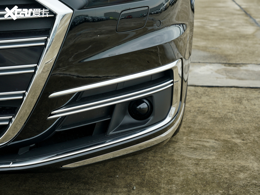 2022WA8 A8L 55 TFSI quattro A͵ذ