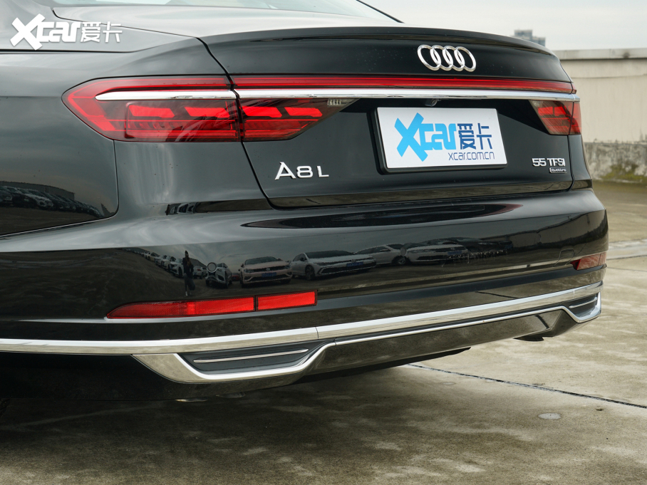 2022WA8 A8L 55 TFSI quattro A͵ذ