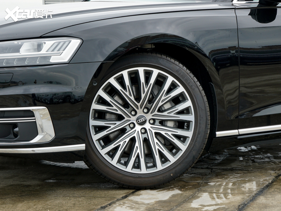 2022WA8 A8L 55 TFSI quattro A͵ذ