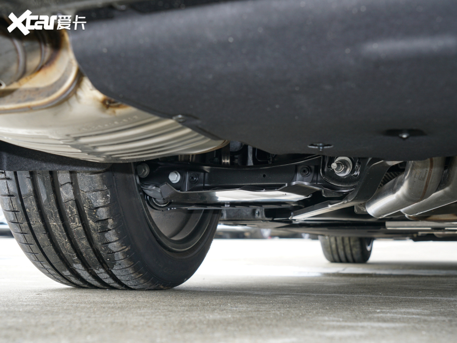 2022WA8 A8L 55 TFSI quattro A͵ذ