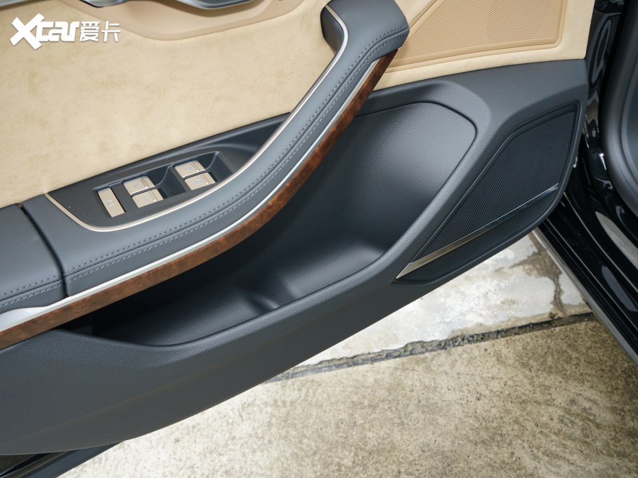 2022WA8 A8L 55 TFSI quattro A͵ذ