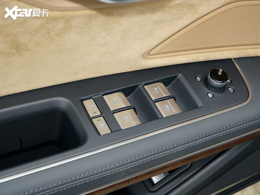 2022��W��A8 A8L 55 TFSI quattro ���A�͵�ذ�