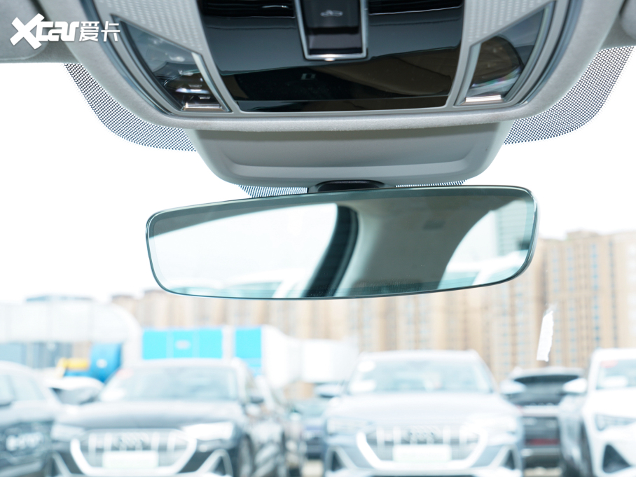 2022WA8 A8L 55 TFSI quattro A͵ذ