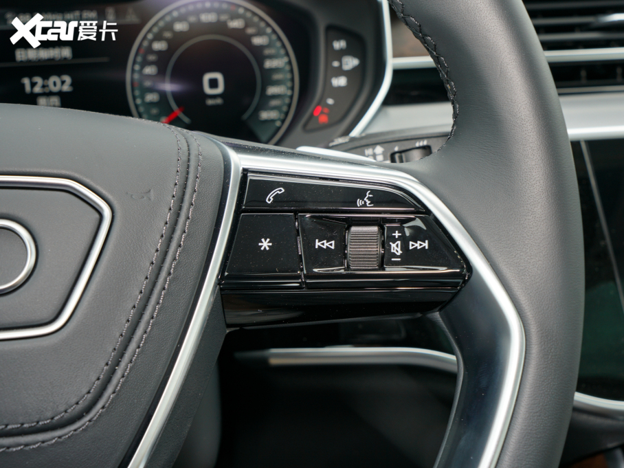 2022WA8 A8L 55 TFSI quattro A͵ذ