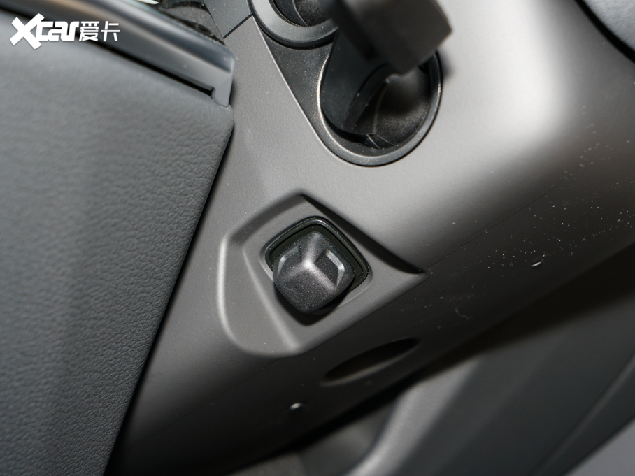 2022WA8 A8L 55 TFSI quattro A͵ذ