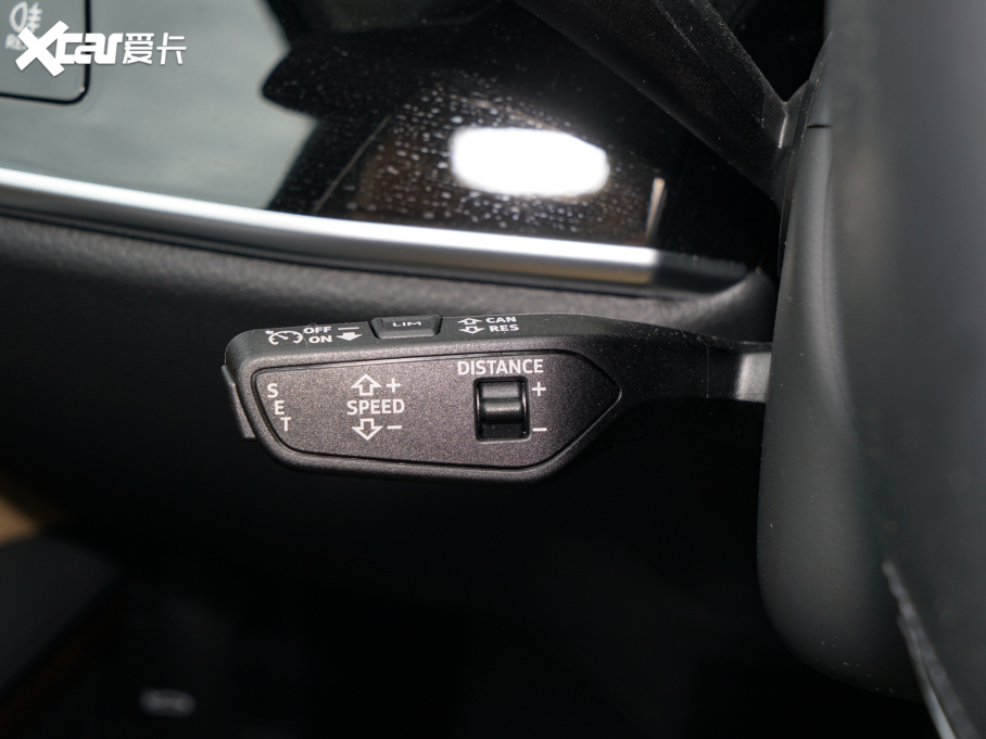 2022WA8 A8L 55 TFSI quattro A͵ذ