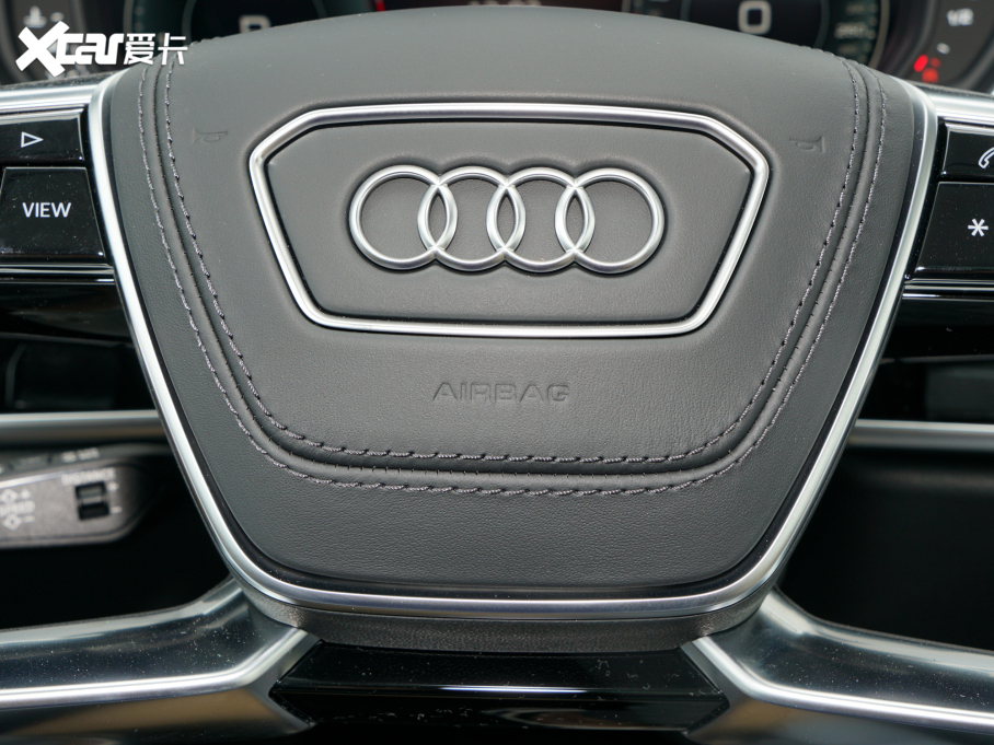 2022WA8 A8L 55 TFSI quattro A͵ذ