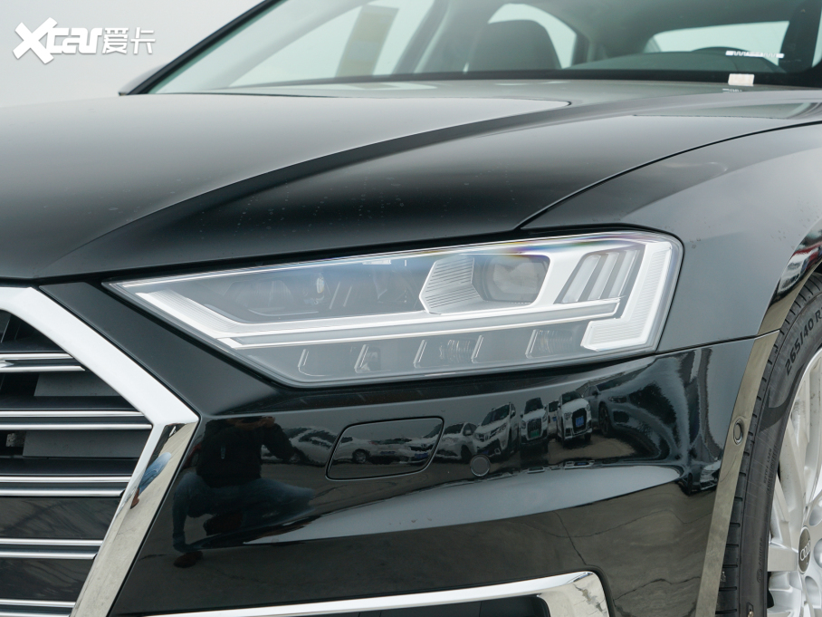 2022WA8 A8L 50 TFSI quattro A͵ذ