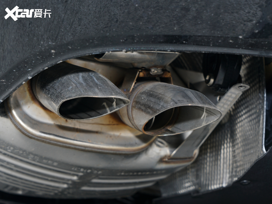 2022WA8 A8L 50 TFSI quattro A͵ذ