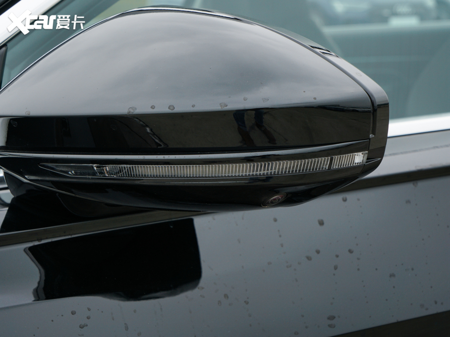 2022WA8 A8L 50 TFSI quattro A͵ذ