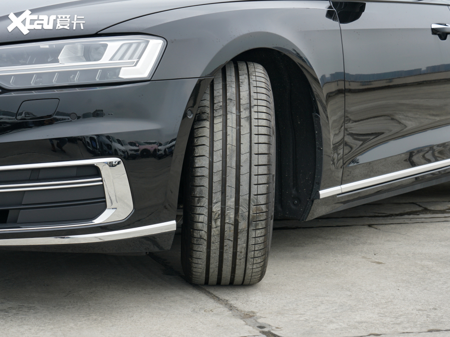 2022WA8 A8L 50 TFSI quattro A͵ذ