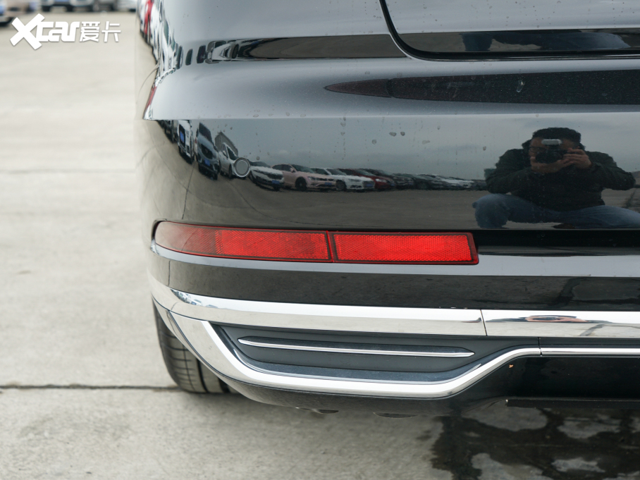 2022?yun)WA8 A8L 50 TFSI quattro A͵ذ