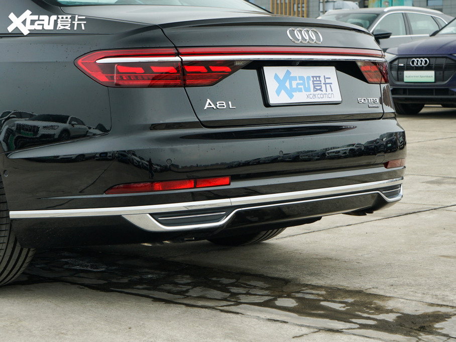 2022WA8 A8L 50 TFSI quattro A͵ذ