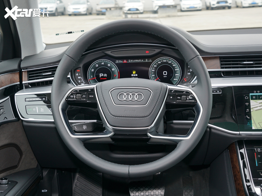 2022WA8 A8L 50 TFSI quattro A͵ذ