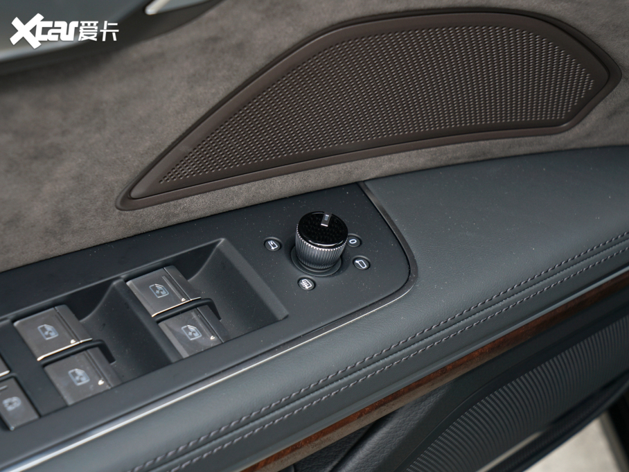 2022WA8 A8L 50 TFSI quattro A͵ذ