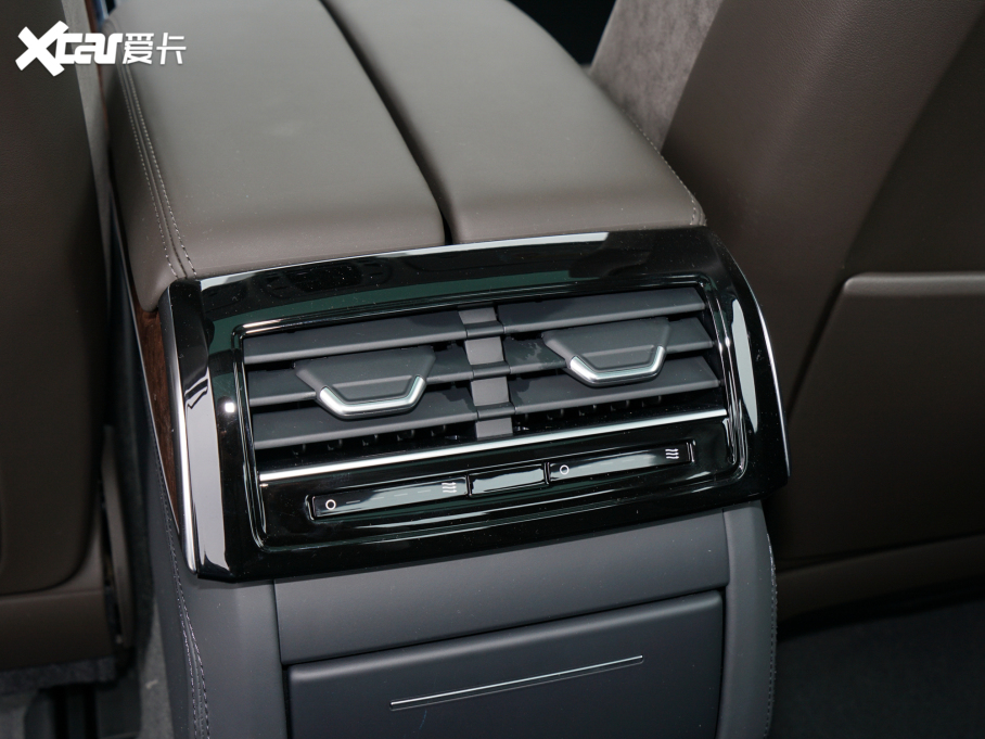 2022?yun)WA8 A8L 50 TFSI quattro A͵ذ