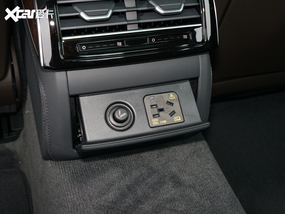 2022WA8 A8L 50 TFSI quattro A͵ذ