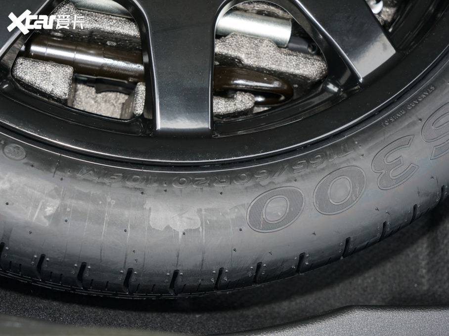 2022WA8 A8L 50 TFSI quattro A͵ذ