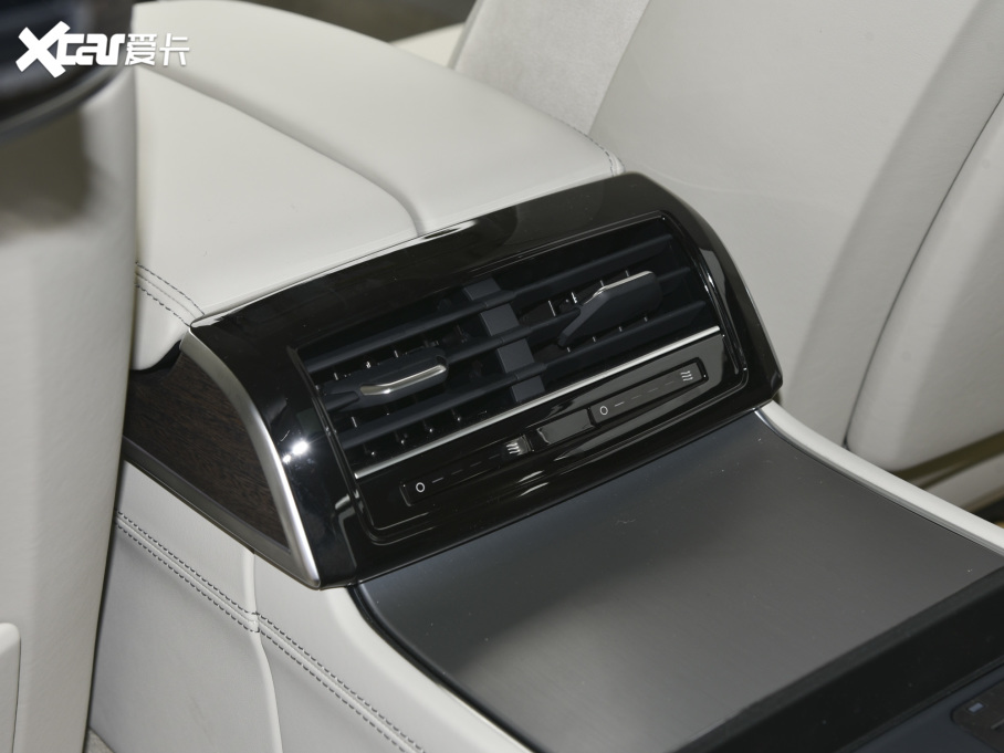 2022?yun)WA8 A8L Horch(chung)ʼ˰ 