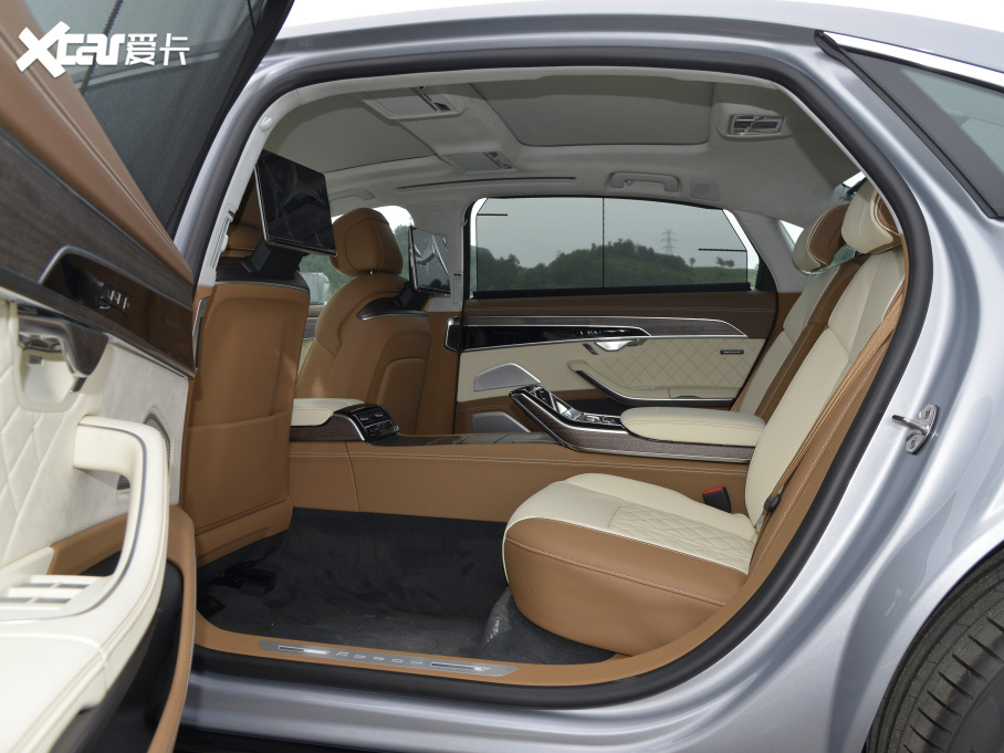 2022?yun)WA8 A8L Horch(chung)ʼ˰ pɫذ