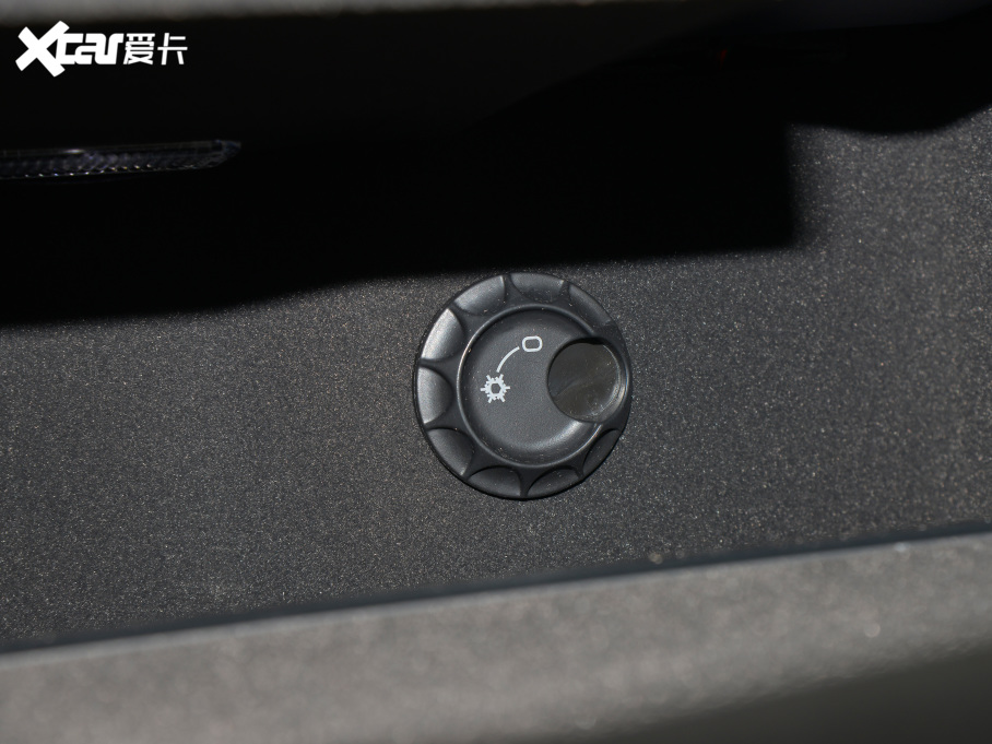 2022?yun)WA8 A8L Horch(chung)ʼ˰ pɫذ