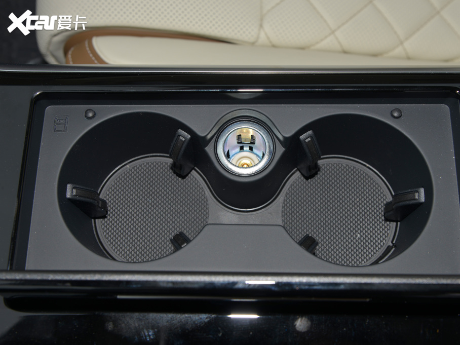 2022?yun)WA8 A8L Horch(chung)ʼ˰ pɫذ