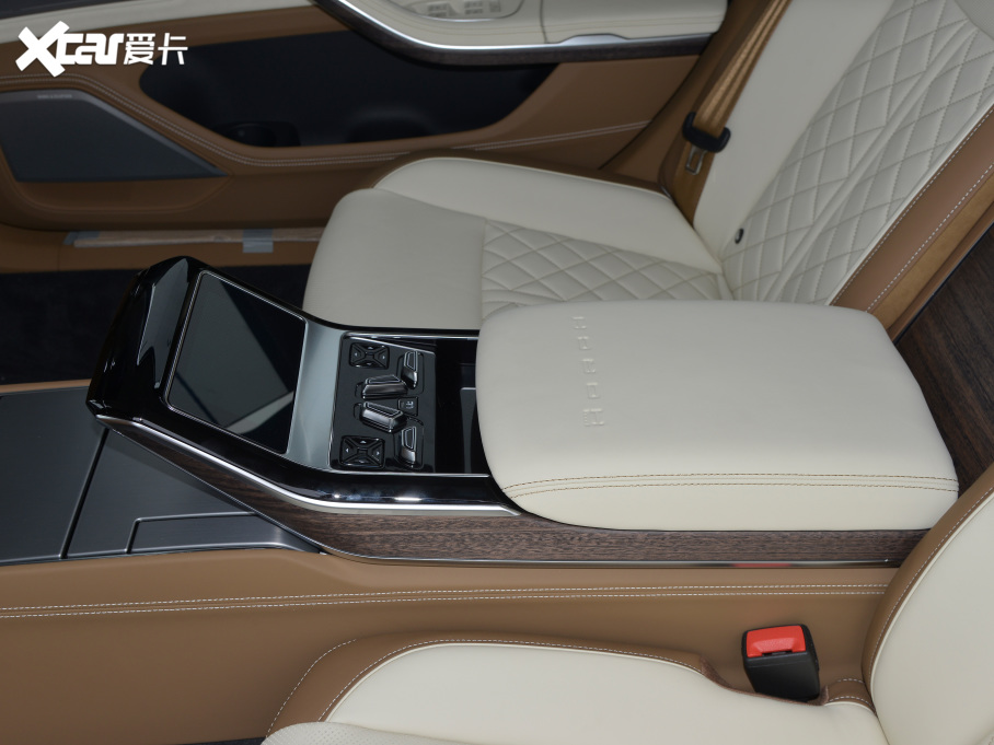 2022?yun)WA8 A8L Horch(chung)ʼ˰ pɫذ