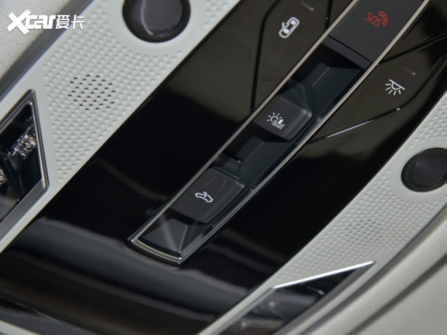 2022?yun)WA8 A8L Horch(chung)ʼ˰ pɫذ