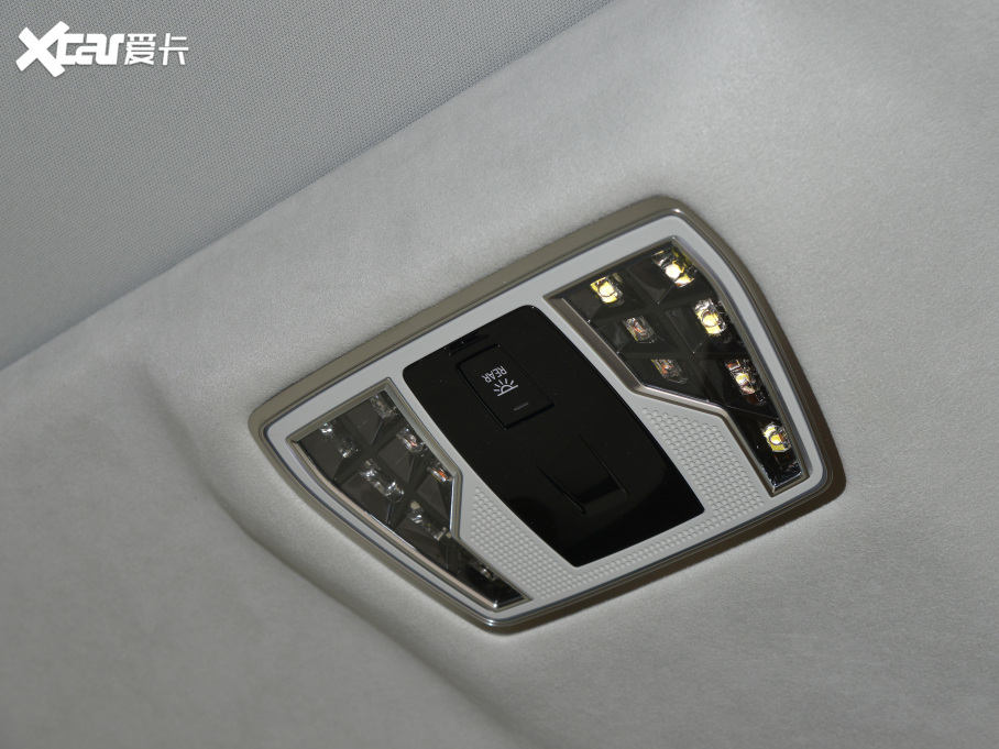 2022?yun)WA8 A8L Horch(chung)ʼ˰ pɫذ