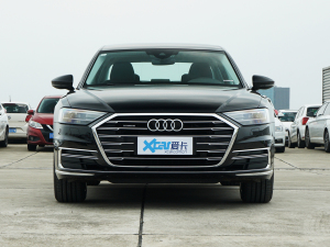 2022款A8L 50 TFSI quattro 舒适型典藏版 正前