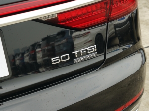 2022A8L 50 TFSI quattro m͵ذ ^
