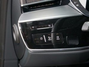 2022A8L 50 TFSI quattro m͵ذ п؅^