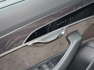 2022A8L 50 TFSI quattro m͵ذ п؅^