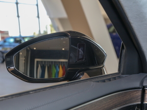 2022A8L 55 TFSI quattro F͵ذ ^