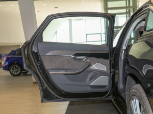 2022A8L 55 TFSI quattro F͵ذ ܇T