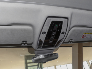 2022A8L 55 TFSI quattro F͵ذ п؅^