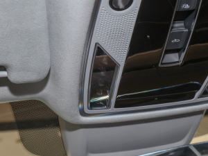 2022A8L 55 TFSI quattro F͵ذ п؅^