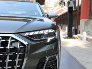 2022A(y)8L Horch(chung)ʼ˰  