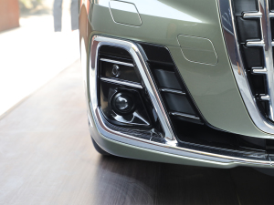 2022A(y)8L Horch(chung)ʼ˰  ǰF