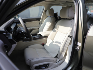 2022A(y)8L Horch(chung)ʼ˰  ǰſg