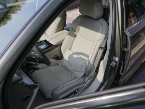 2022A(y)8L Horch(chung)ʼ˰  ǰſg