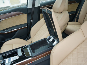 2022A8L 55 TFSI quattro A͵ذ g