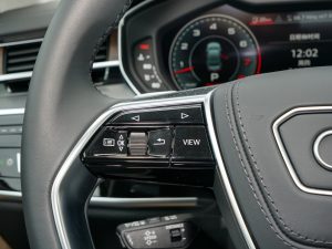 2022A8L 55 TFSI quattro A͵ذ п؅^