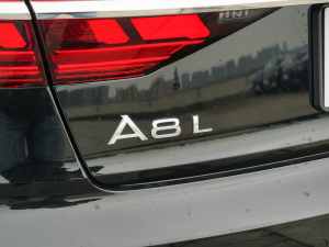 2022A8L 50 TFSI quattro A͵ذ ^