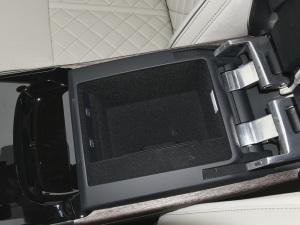 2022A(y)8L Horch(chung)ʼ˰  g