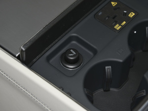 2022A(y)8L Horch(chung)ʼ˰  g