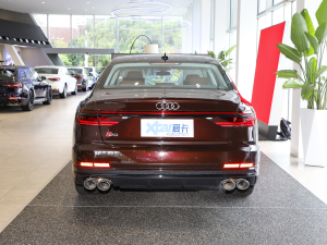 2022S8L 4.0TFSI quattro ذ 	