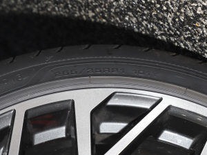 2022S8L 4.0TFSI quattro ذ ݆̥ߴ