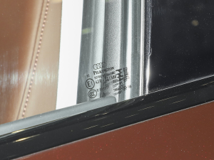 2022S8L 4.0TFSI quattro ذ (x)(ji)^