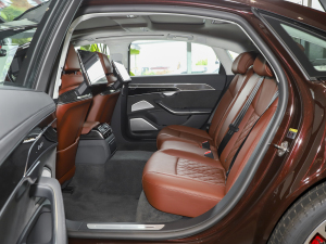 2022S8L 4.0TFSI quattro ذ ſg